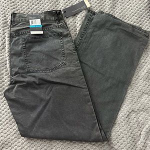 Kenneth Cole Men’s grey Jeans.